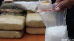 1a2bc536 7a6d 41d4 9f9e 6b6372576e53 169