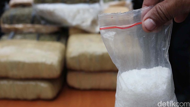 1a2bc536 7a6d 41d4 9f9e 6b6372576e53 169