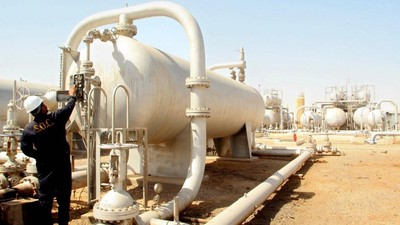 iraq economy oilfields 1774080585906 169