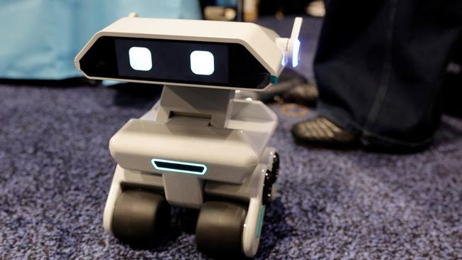 sebuah yonbo x1 robot ai untuk anak anak dipamerkan di stan x origin selama ces unveiled di ces 2026 pameran dagang elektronik 1767779163558 169